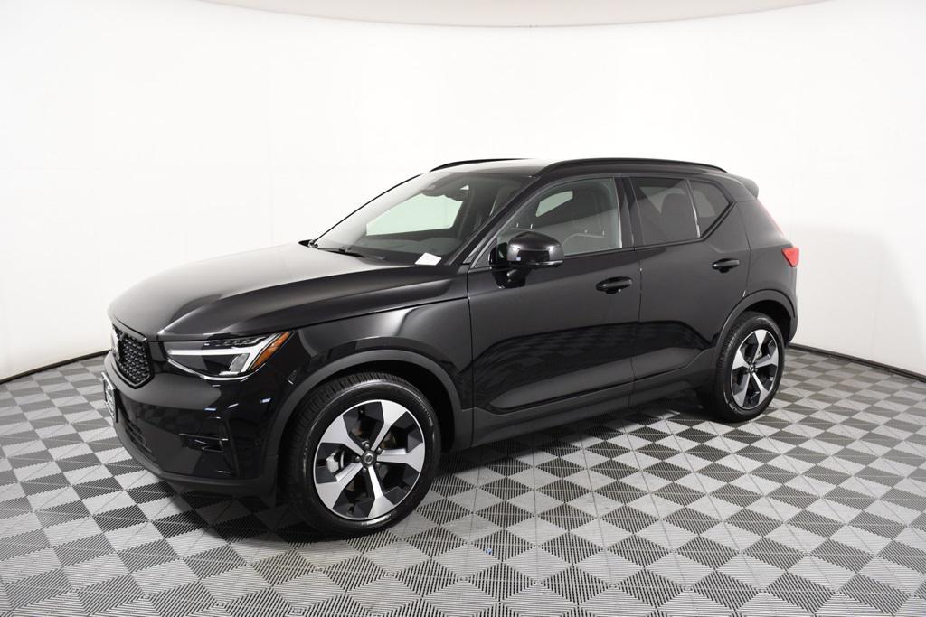 used 2025 Volvo XC40 car, priced at $31,988