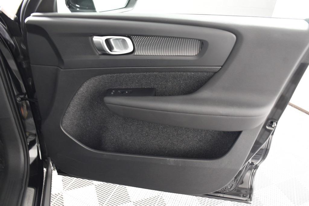 used 2025 Volvo XC40 car, priced at $31,988