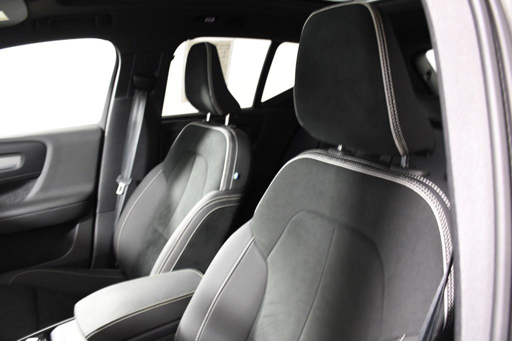 used 2025 Volvo XC40 car, priced at $31,988