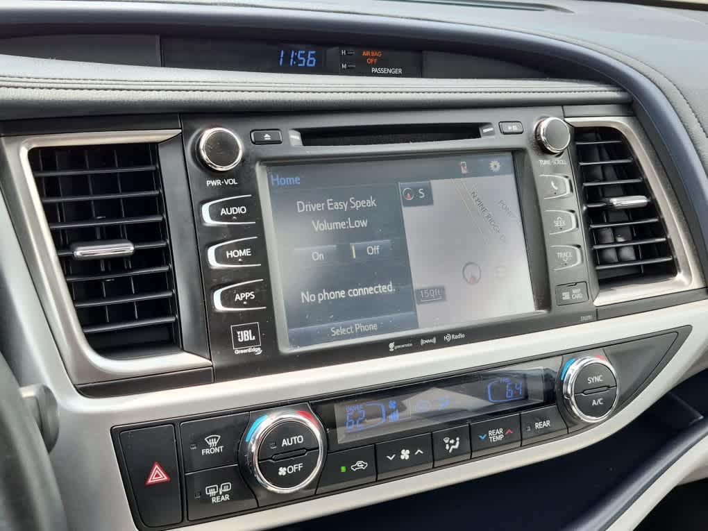 used 2019 Toyota Highlander car, priced at $29,487