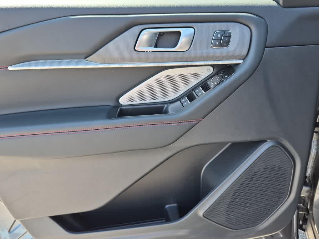 used 2025 Ford Explorer car, priced at $51,487