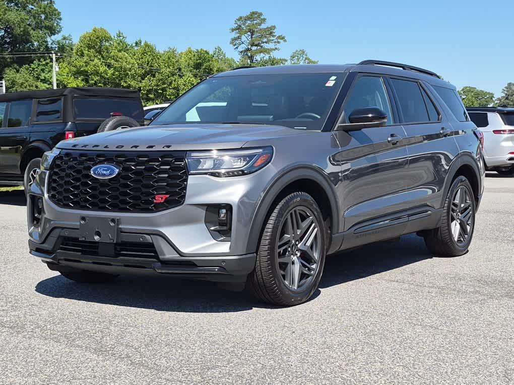 used 2025 Ford Explorer car, priced at $51,797