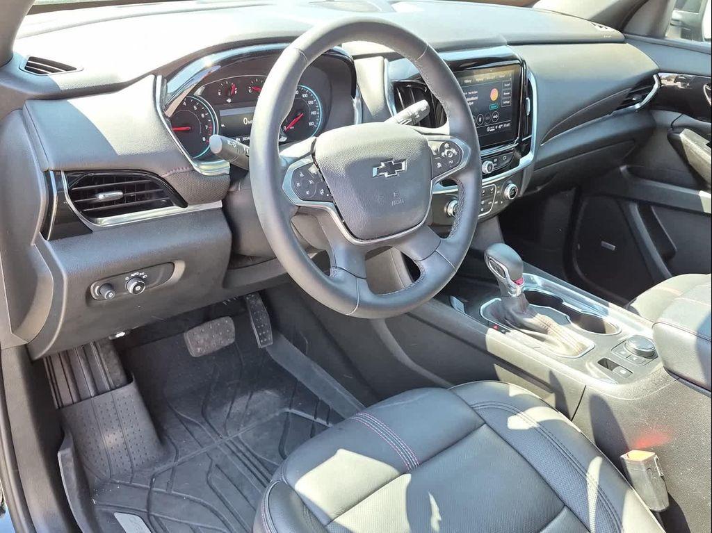 used 2023 Chevrolet Traverse car, priced at $38,487