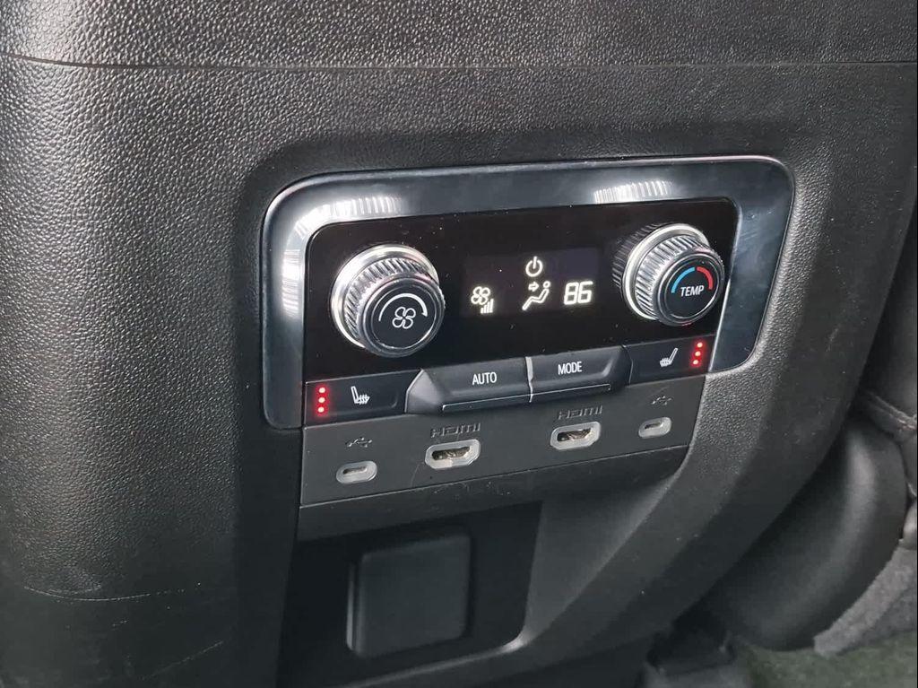 used 2021 GMC Yukon XL car, priced at $41,888