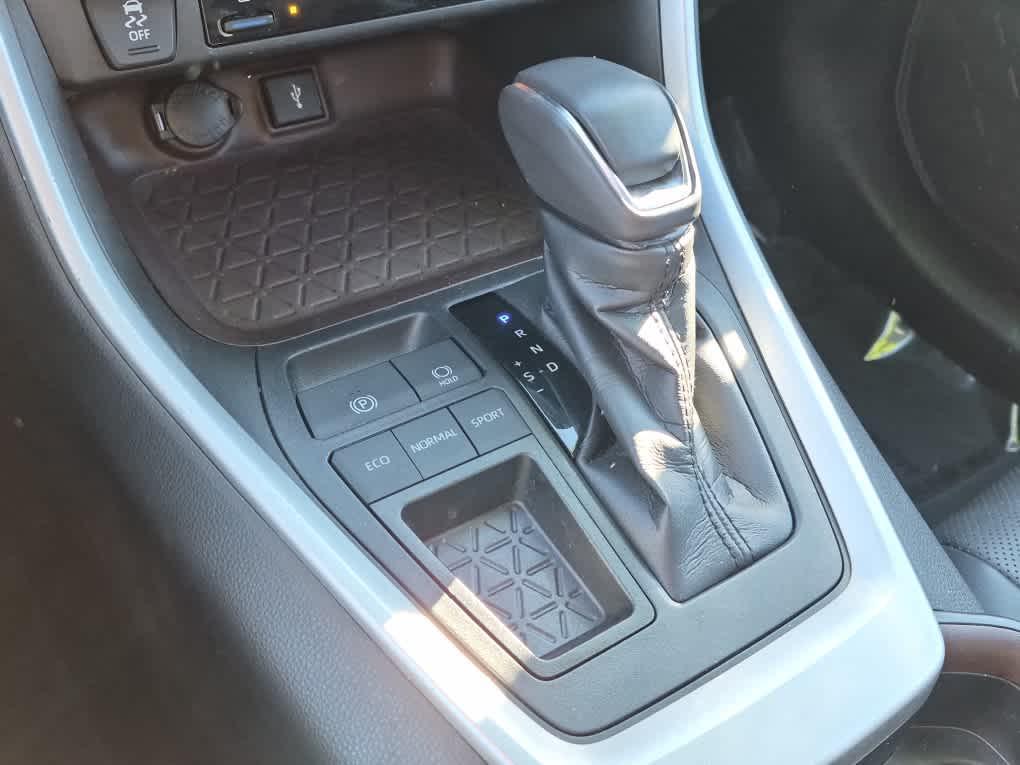 used 2021 Toyota RAV4 car, priced at $28,288
