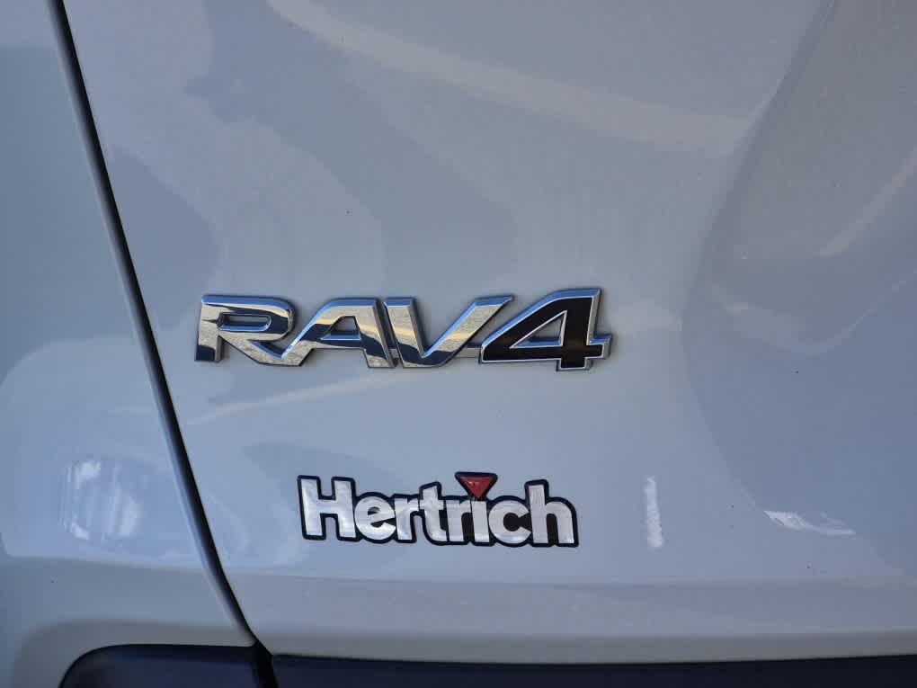 used 2021 Toyota RAV4 car, priced at $28,288