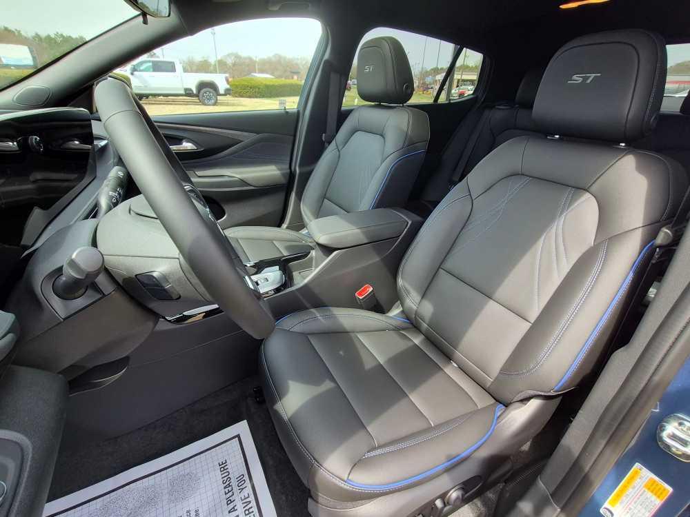 new 2026 Buick Envista car, priced at $30,859
