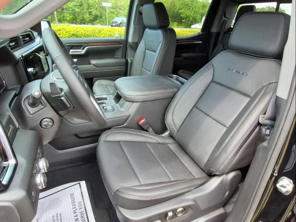 new 2026 GMC Sierra 1500 car, priced at $65,739
