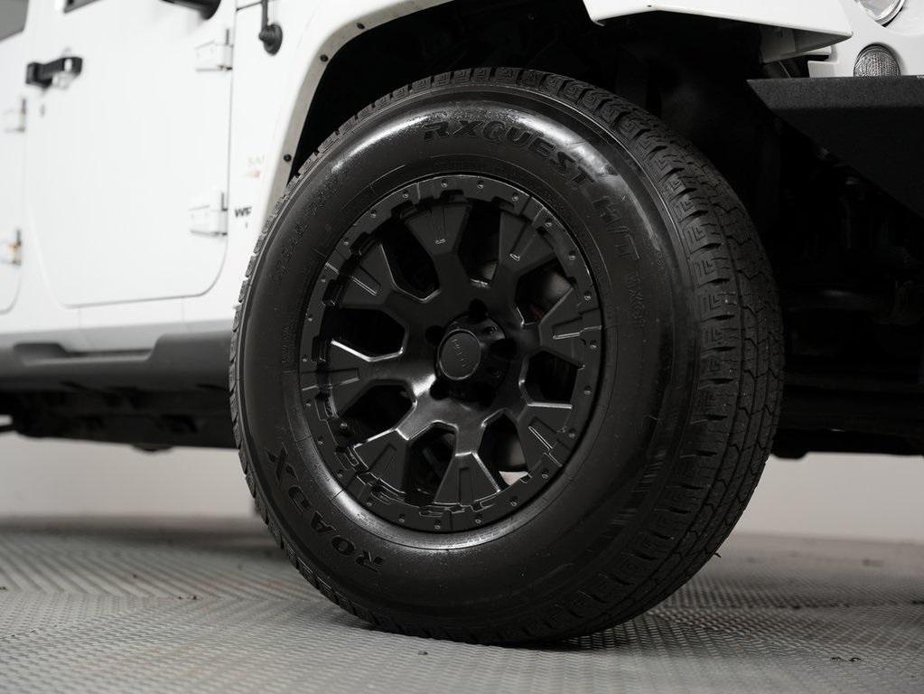 used 2015 Jeep Wrangler Unlimited car, priced at $17,750