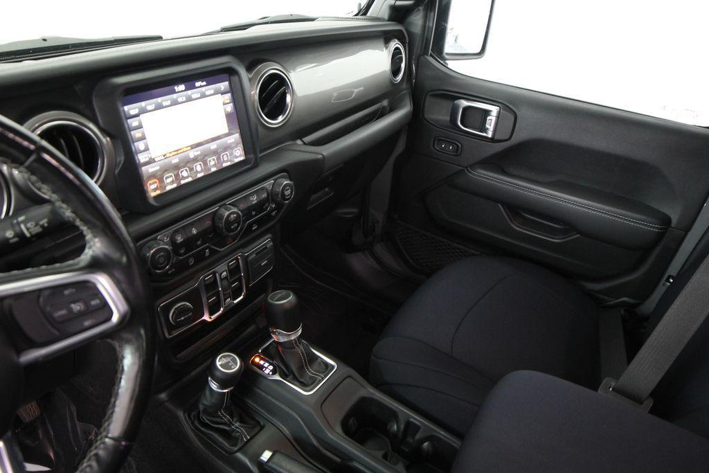 used 2021 Jeep Gladiator car, priced at $32,000