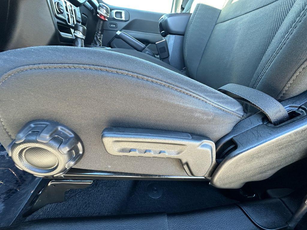 used 2020 Jeep Wrangler Unlimited car, priced at $27,000