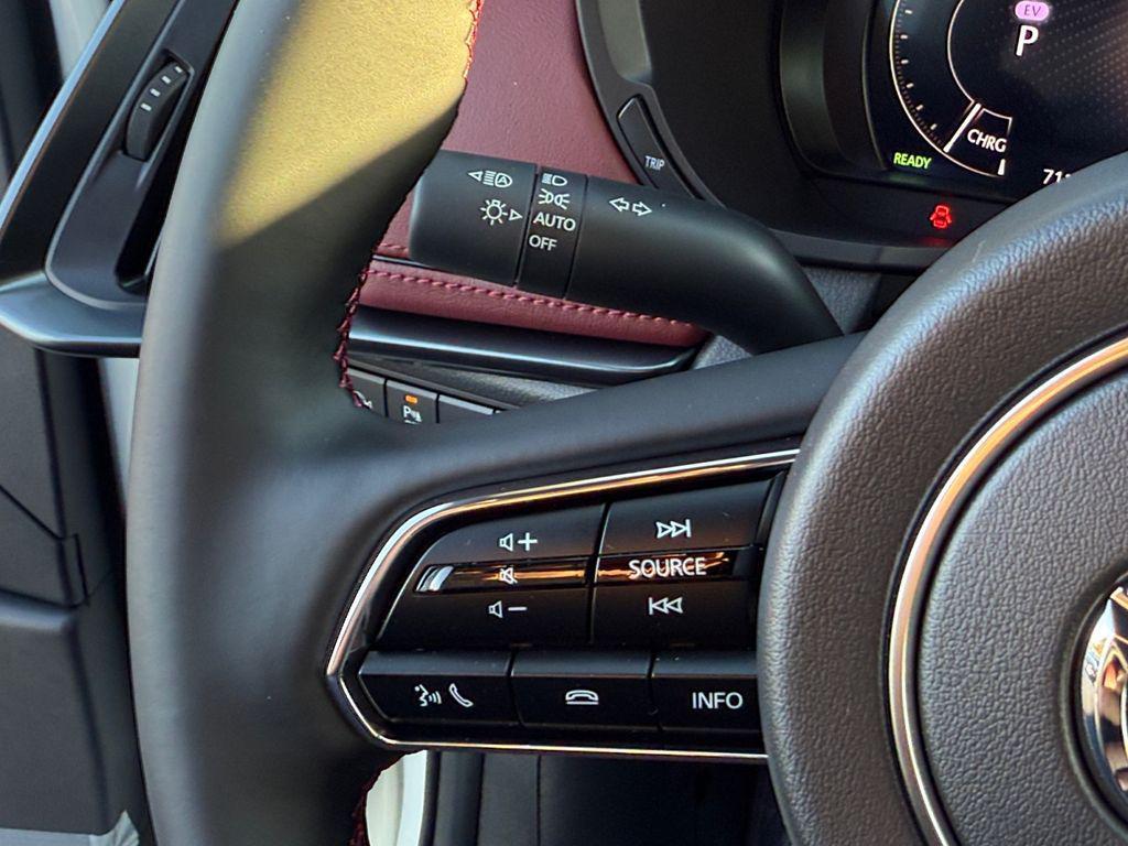 new 2025 Mazda CX-70 PHEV car, priced at $54,172