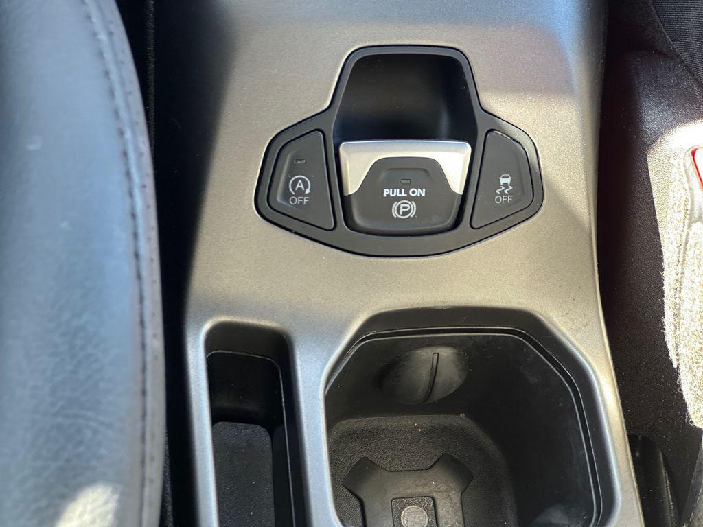 used 2020 Jeep Renegade car, priced at $14,500