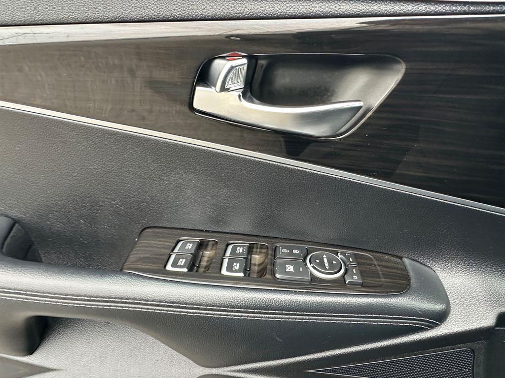 used 2019 Kia Sorento car, priced at $14,750