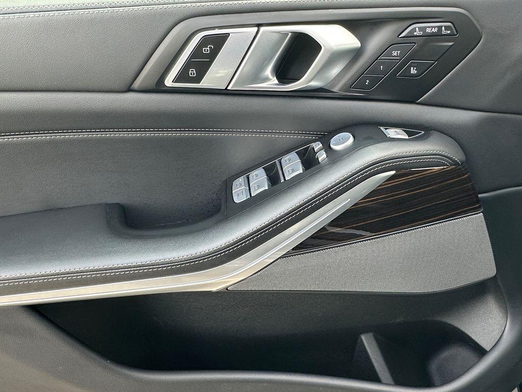 used 2025 BMW X7 car, priced at $66,000