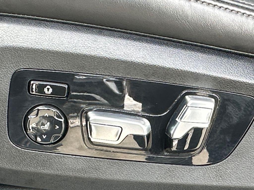 used 2025 BMW X7 car, priced at $66,000