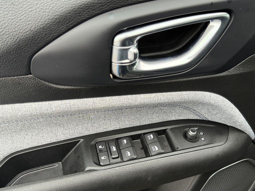 used 2022 Jeep Compass car, priced at $20,000