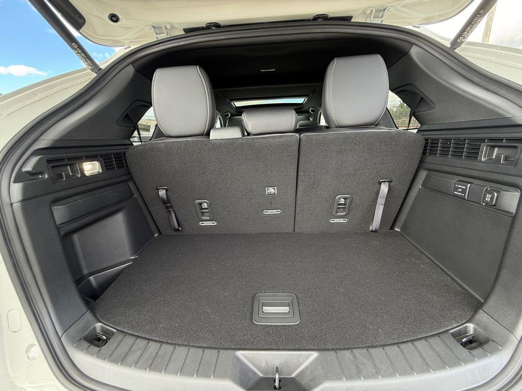 2026 Rhodium White Premium Mazda CX-90