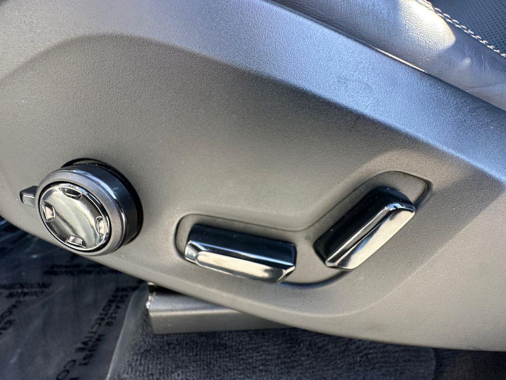 used 2025 Volvo XC90 Plug-In Hybrid car, priced at $59,500