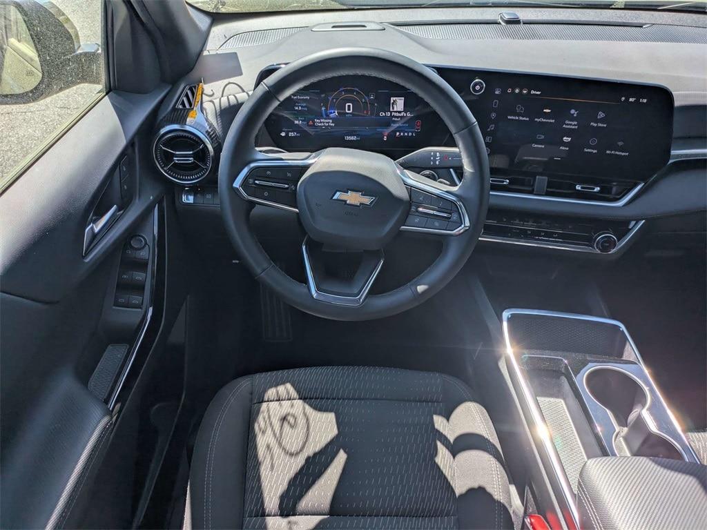 used 2025 Chevrolet Equinox car, priced at $27,995