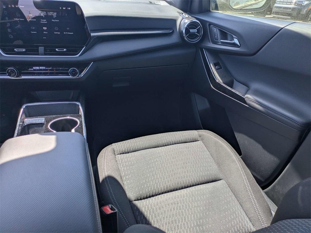 used 2025 Chevrolet Equinox car, priced at $27,995