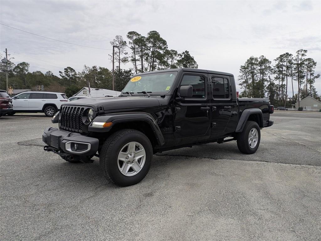 used 2022 Jeep Gladiator car, priced at $27,995