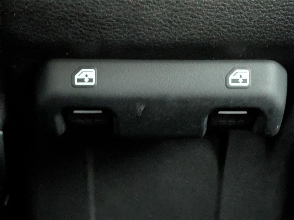 used 2022 Jeep Gladiator car, priced at $27,995