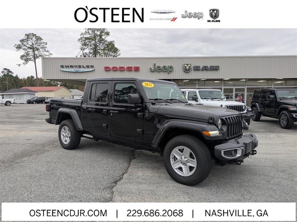 used 2022 Jeep Gladiator car, priced at $27,995