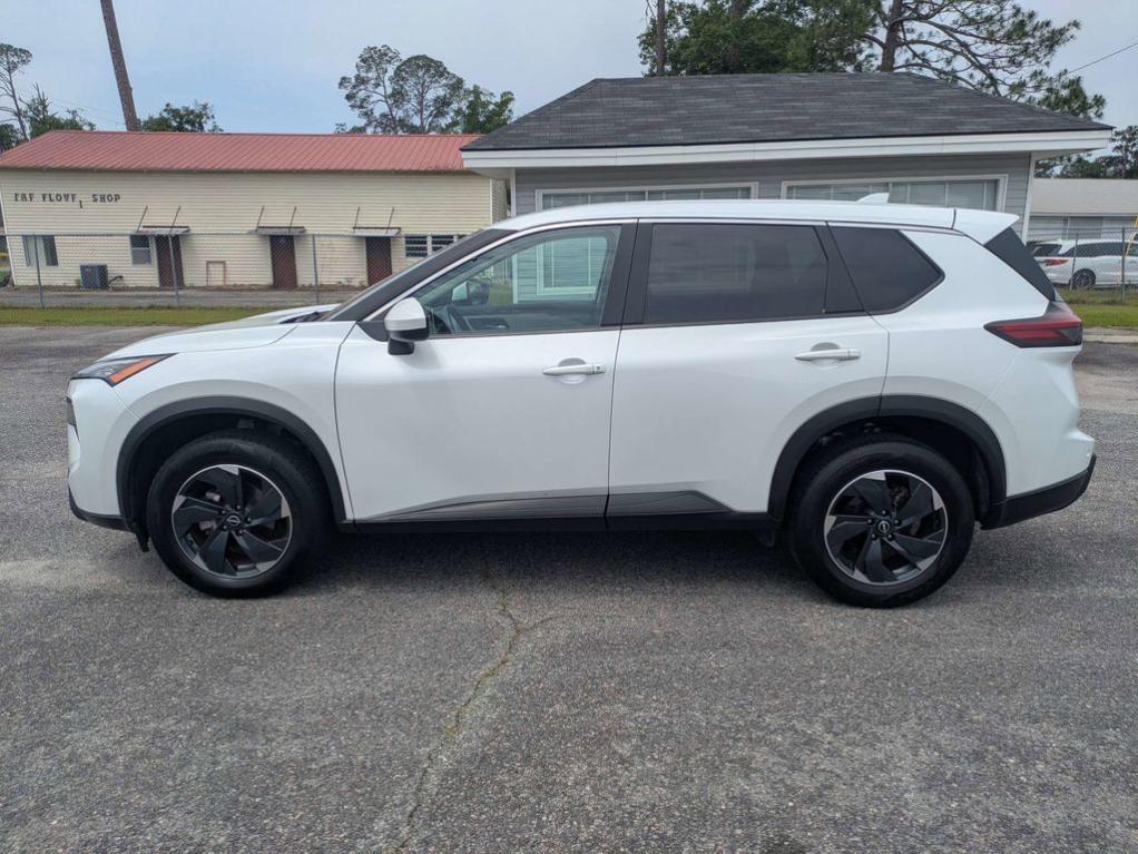 used 2025 Nissan Rogue car, priced at $25,895