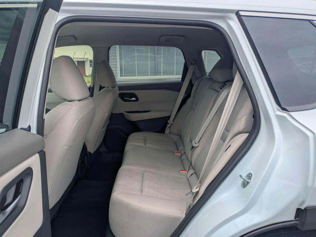 used 2025 Nissan Rogue car, priced at $25,895