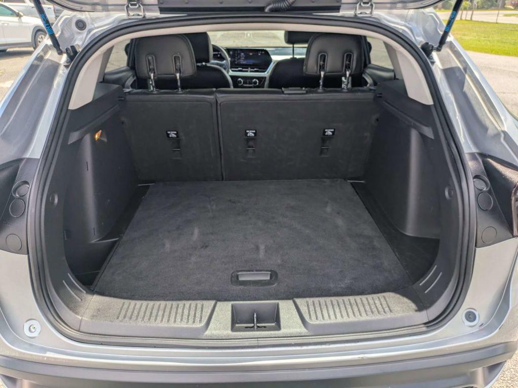 used 2025 Chevrolet Trax car, priced at $24,095