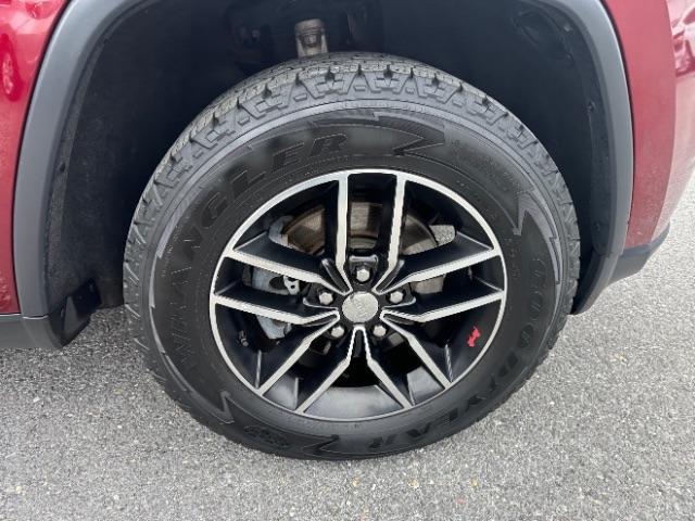 used 2017 Jeep Grand Cherokee car, priced at $8,997