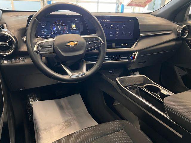 used 2025 Chevrolet Equinox car, priced at $25,998