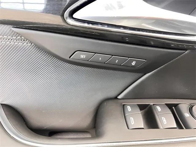 used 2025 Buick Envision car, priced at $23,998