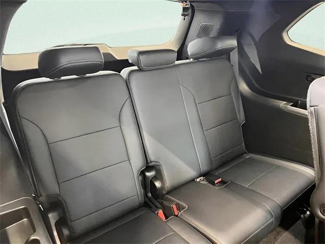 used 2025 Buick Enclave car, priced at $34,498