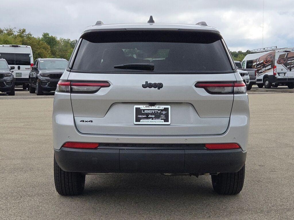 new 2025 Jeep Grand Cherokee L car, priced at $40,000