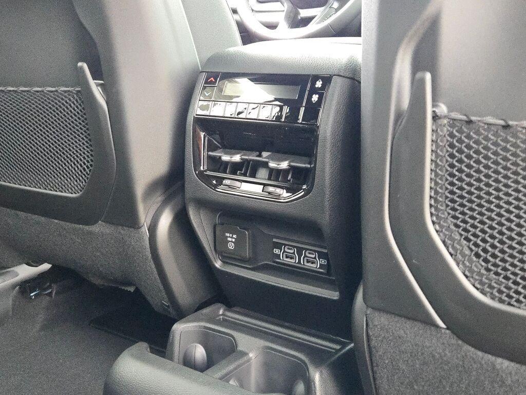 new 2025 Jeep Grand Cherokee L car, priced at $40,000