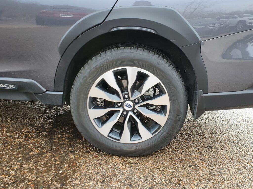 used 2025 Subaru Outback car, priced at $35,995