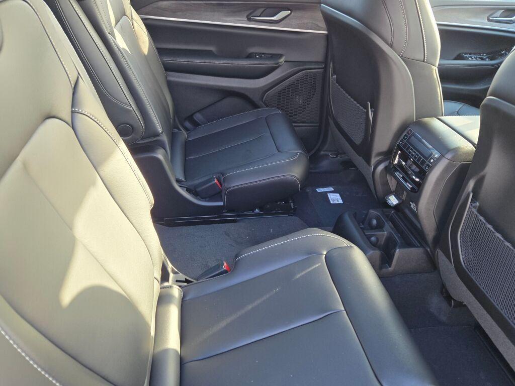 new 2025 Jeep Grand Cherokee L car, priced at $55,030