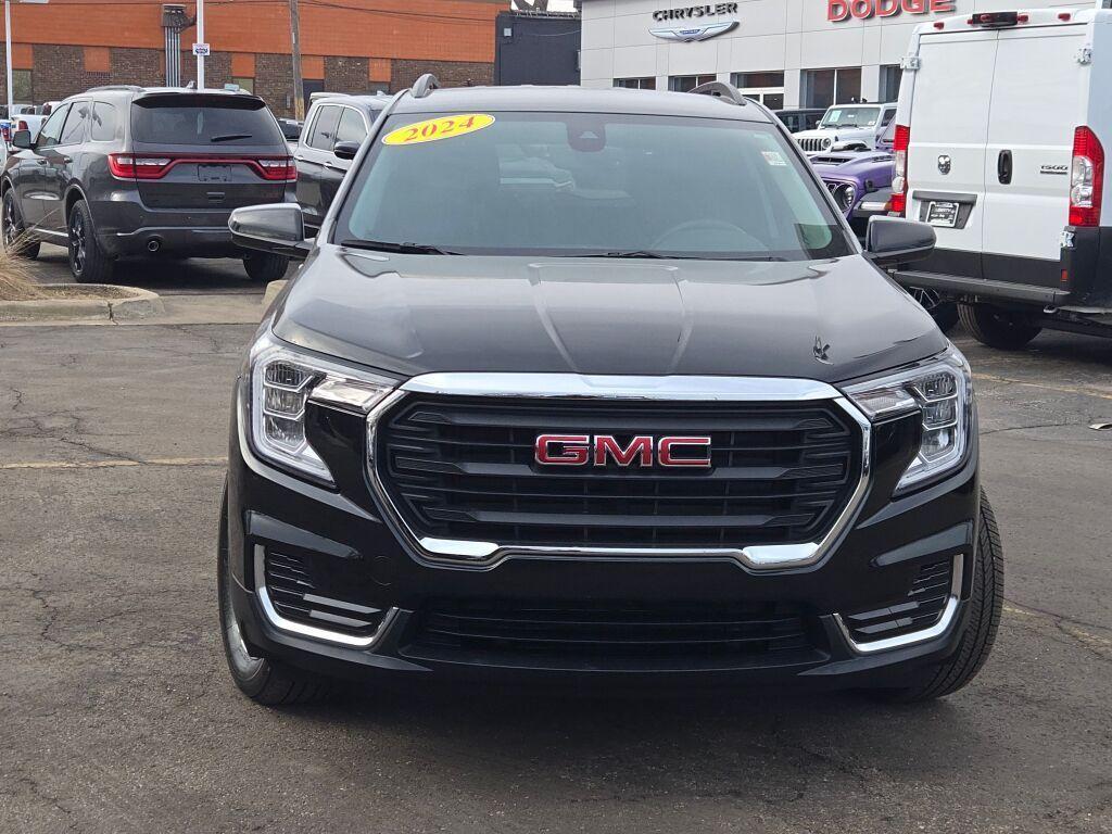 used 2024 GMC Terrain car, priced at $25,544
