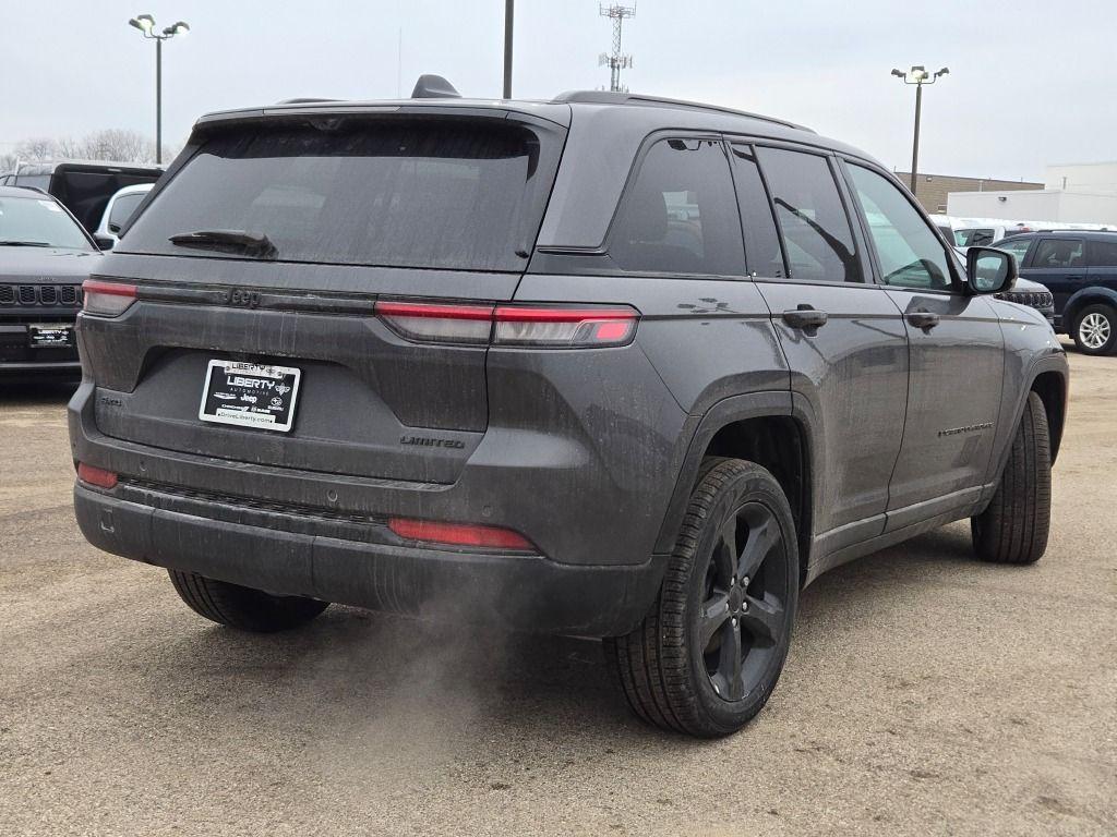 new 2025 Jeep Grand Cherokee car, priced at $46,446