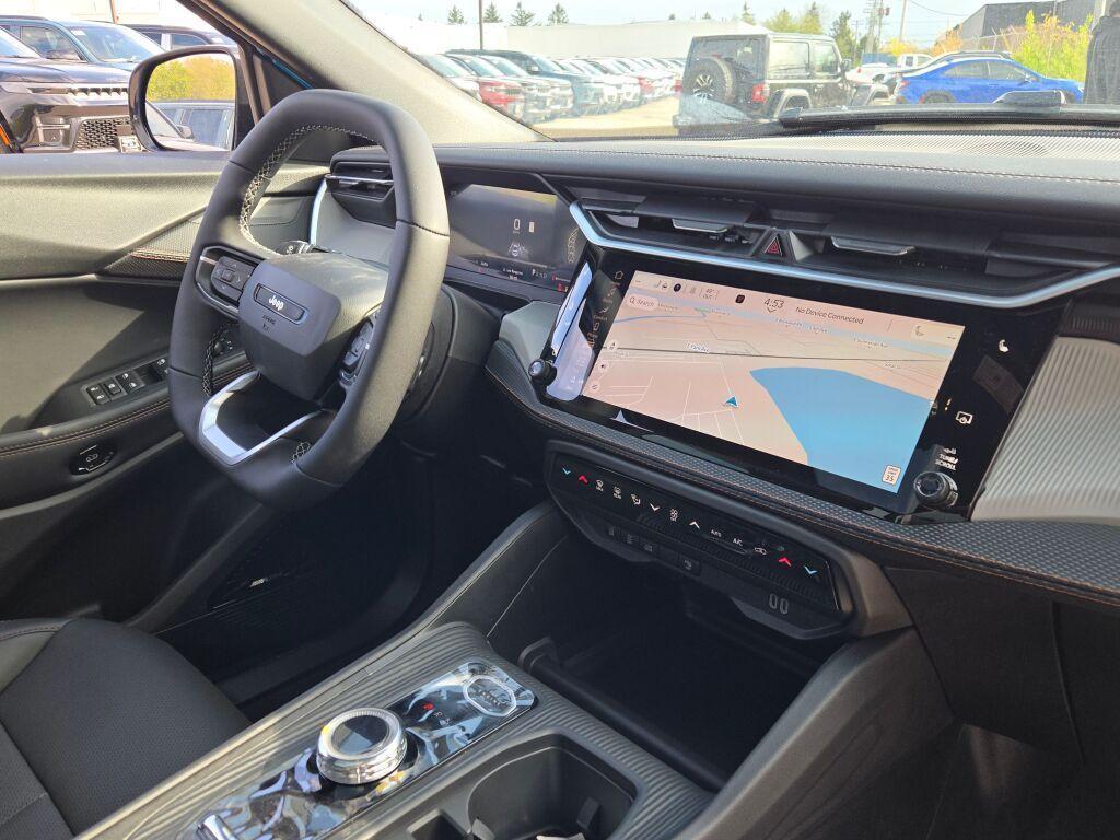 new 2026 Jeep Cherokee car, priced at $40,326