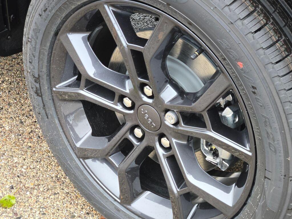 new 2025 Jeep Grand Cherokee L car, priced at $45,499