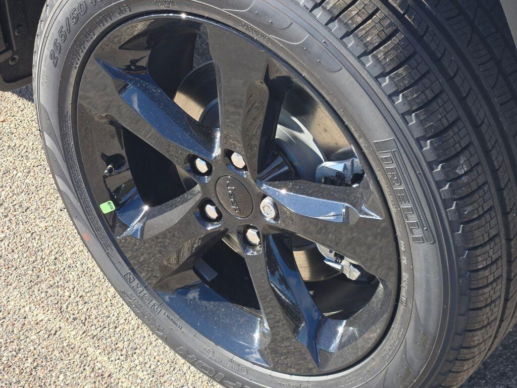 new 2025 Jeep Grand Cherokee L car, priced at $46,949