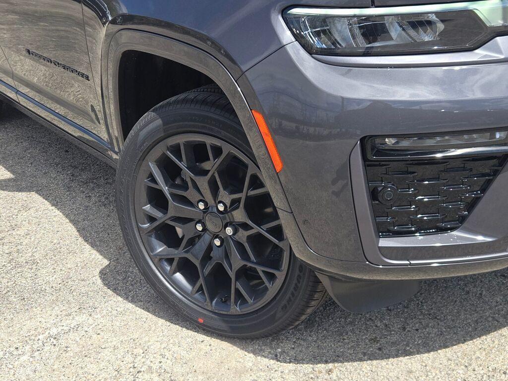new 2026 Jeep Grand Cherokee L car, priced at $56,048