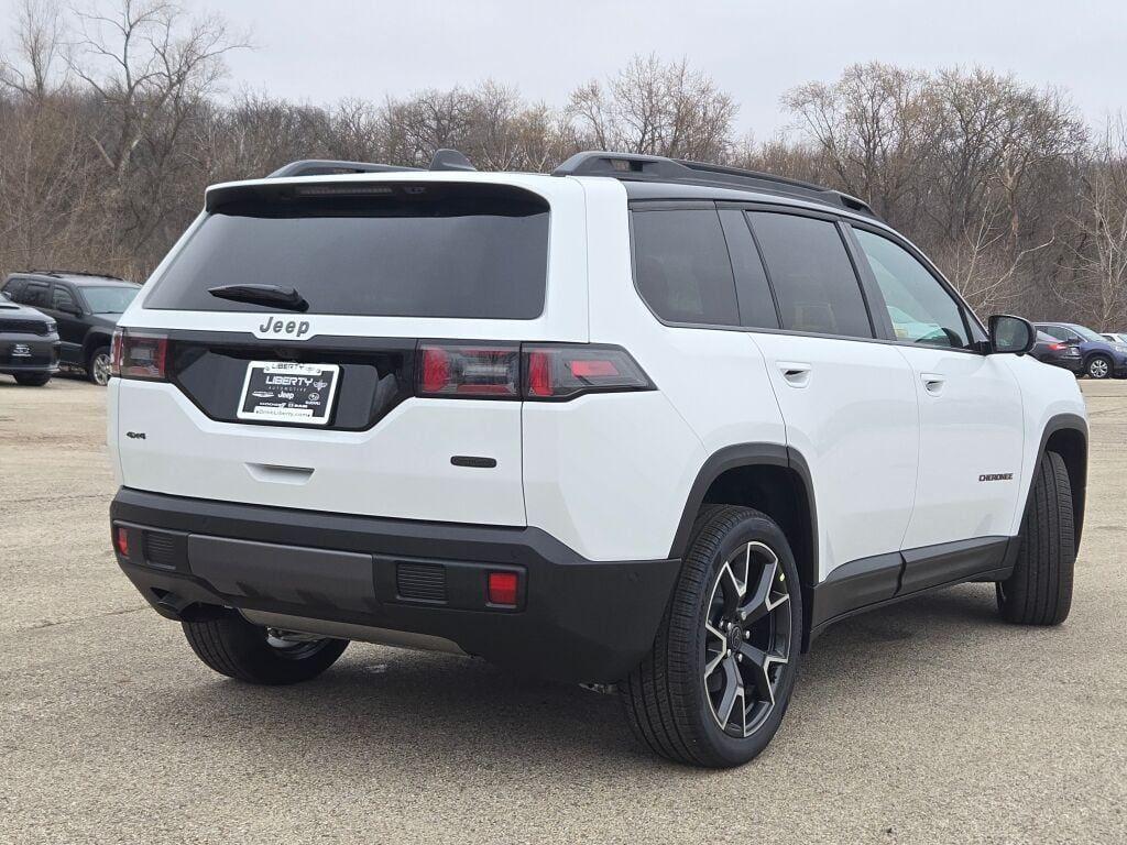 new 2026 Jeep Cherokee car, priced at $44,332
