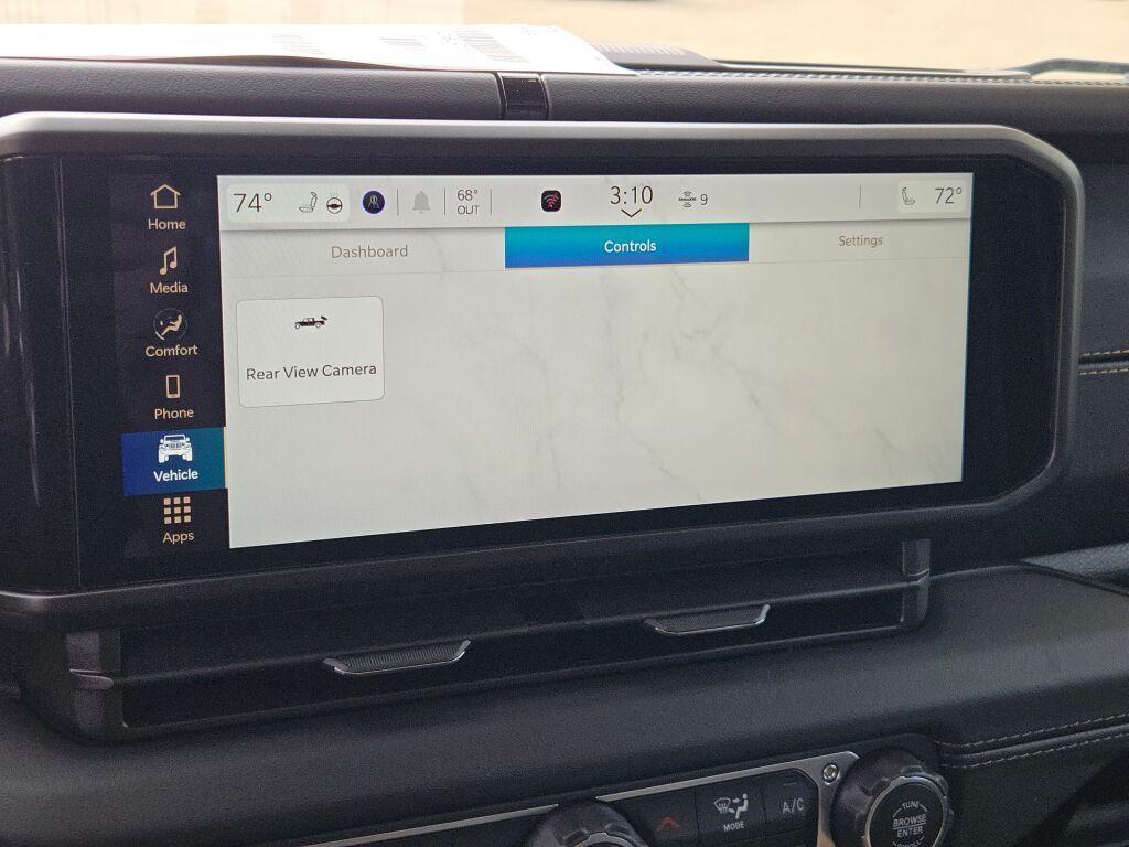 new 2025 Jeep Gladiator car, priced at $44,200