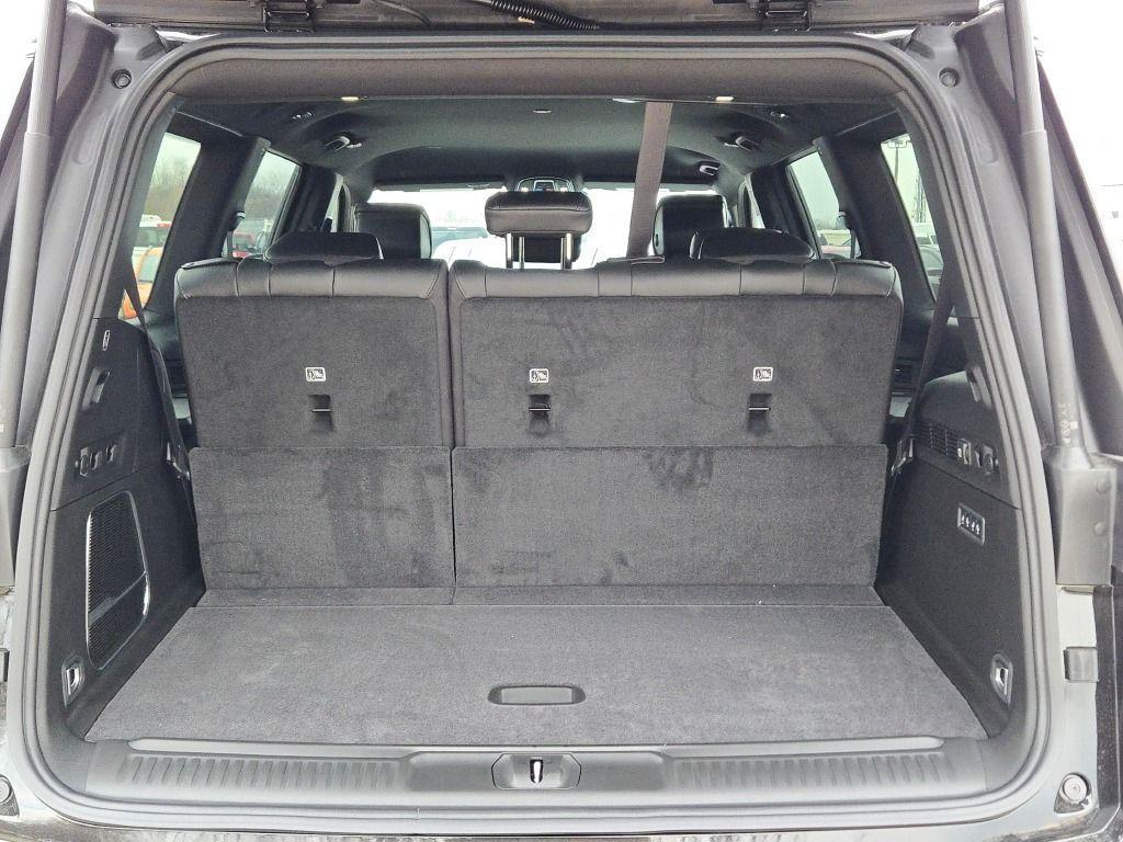 new 2026 Jeep Grand Wagoneer car, priced at $73,202