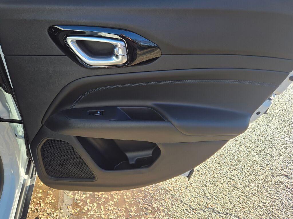 new 2026 Jeep Compass car, priced at $28,995