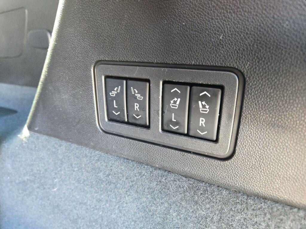 used 2020 Cadillac XT6 car, priced at $23,470